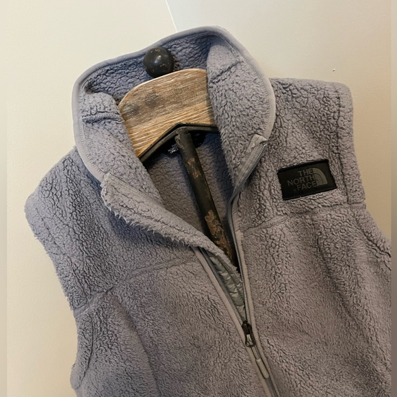 The North Face fleece vest - Picture 4 of 11